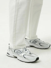 8b18654b-fd33-4c49-ad73-ffbdc6e55ec5-Max