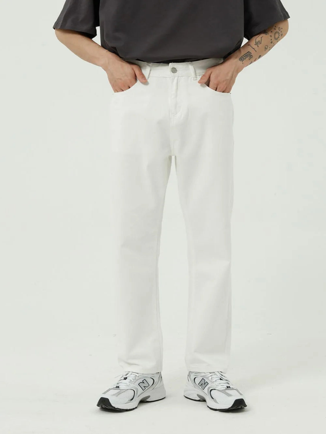 Men’s Ivory Straight Leg Jeans with Pockets – Classic, Comfortable & Versatile -Fashlot